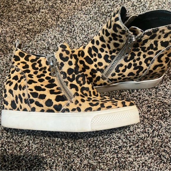 Steve Madden zip wedge sneakers - Picture 6 of 6